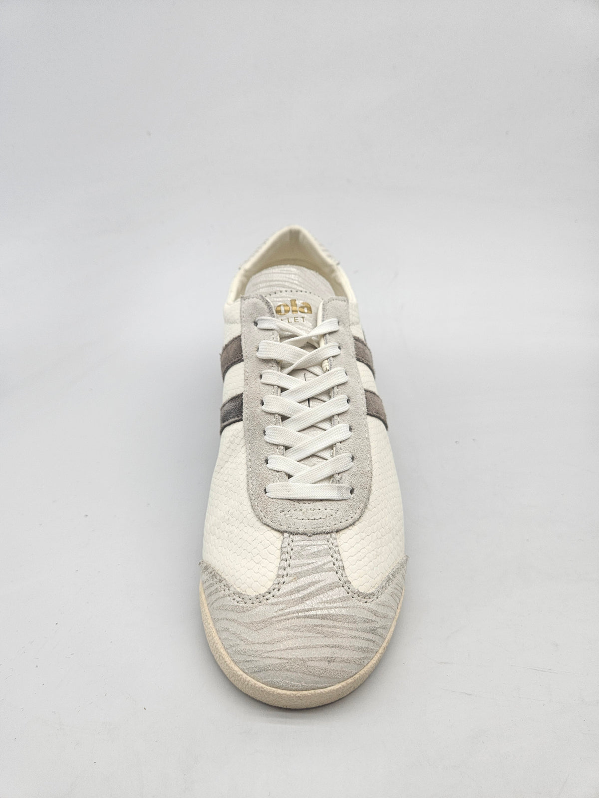 GOLA NOVI ORIGINAL PATIKI BR 40
