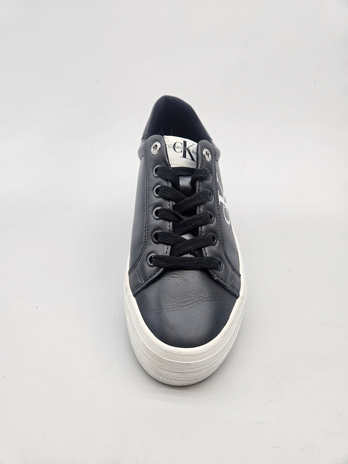 CALVIN KLEIN NOVI ORIGINAL PATIKI BR 38
