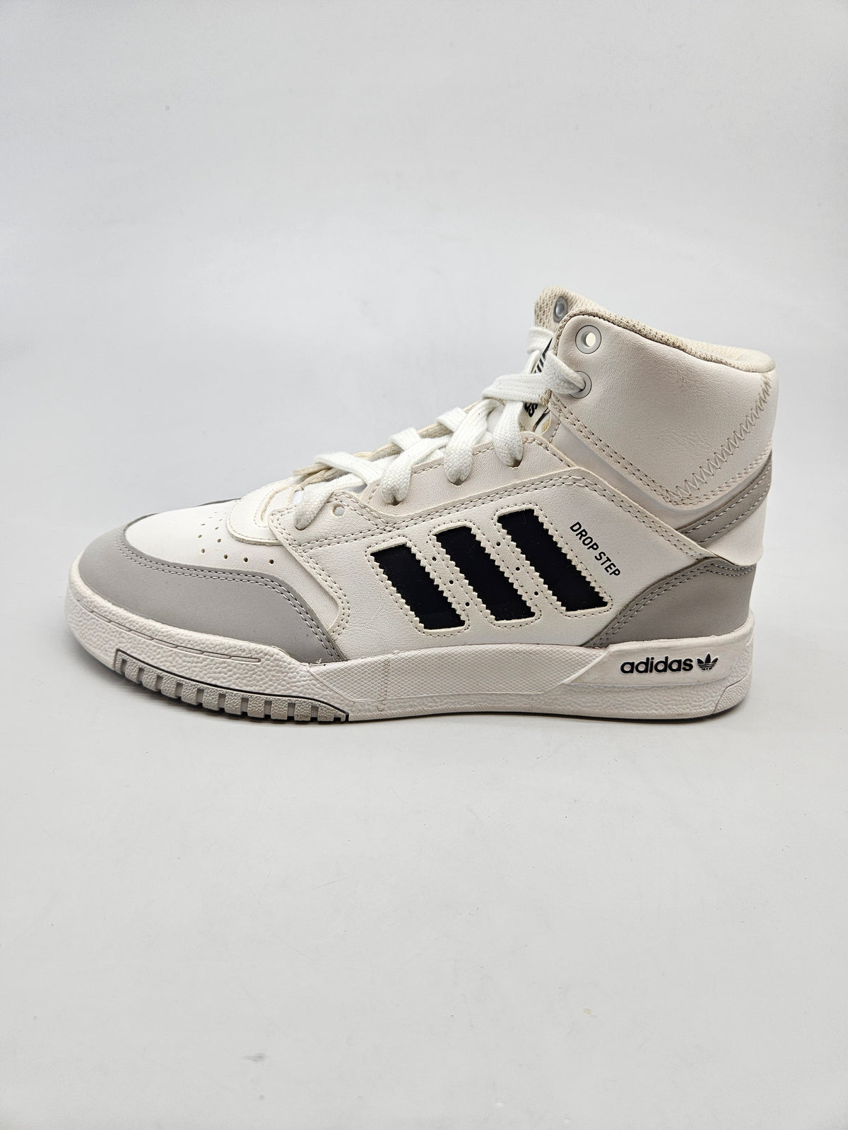 ADIDAS NOVI ORIGINAL PATIKI BR 37