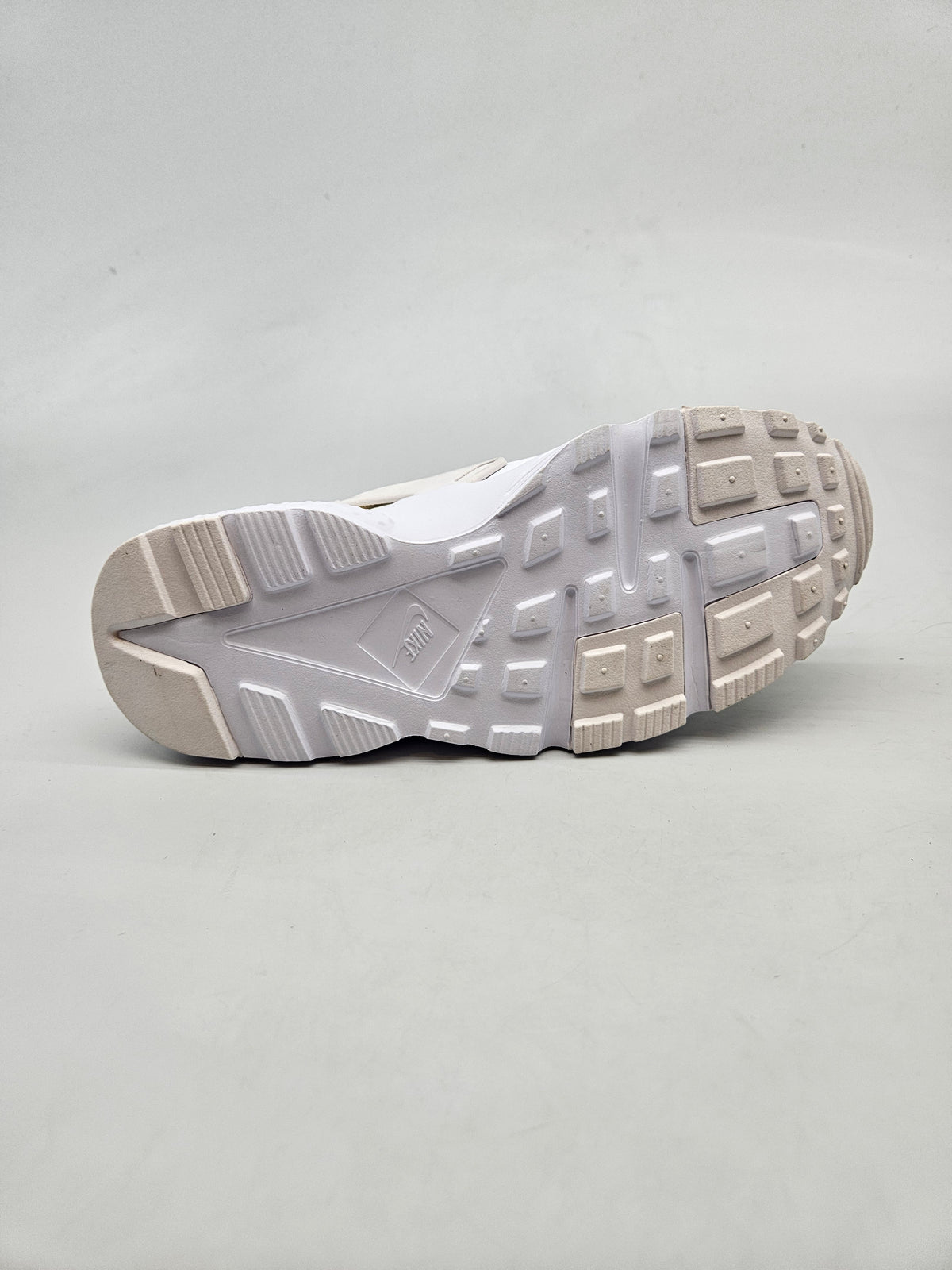 NIKE ORIGINAL NOVI PATIKI BR 38