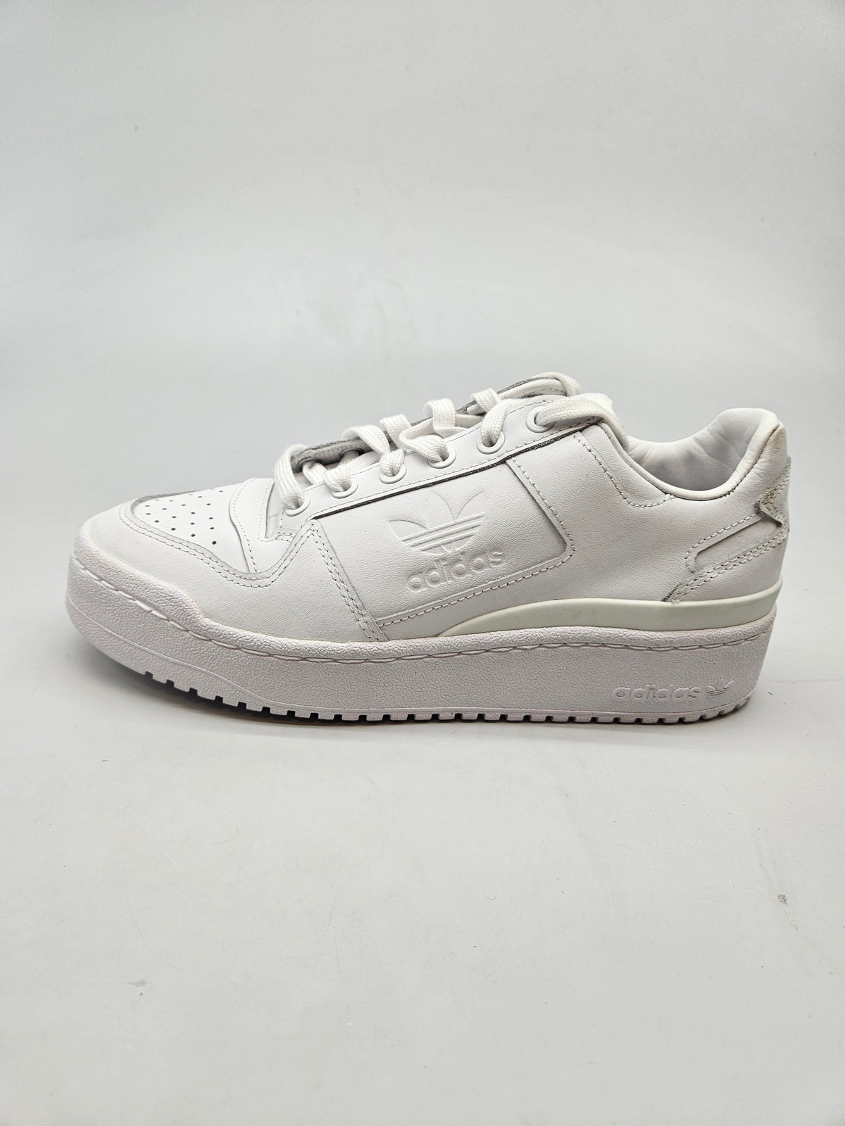 ADIDAS NOVI ORIGINAL PATIKI BR 38.5