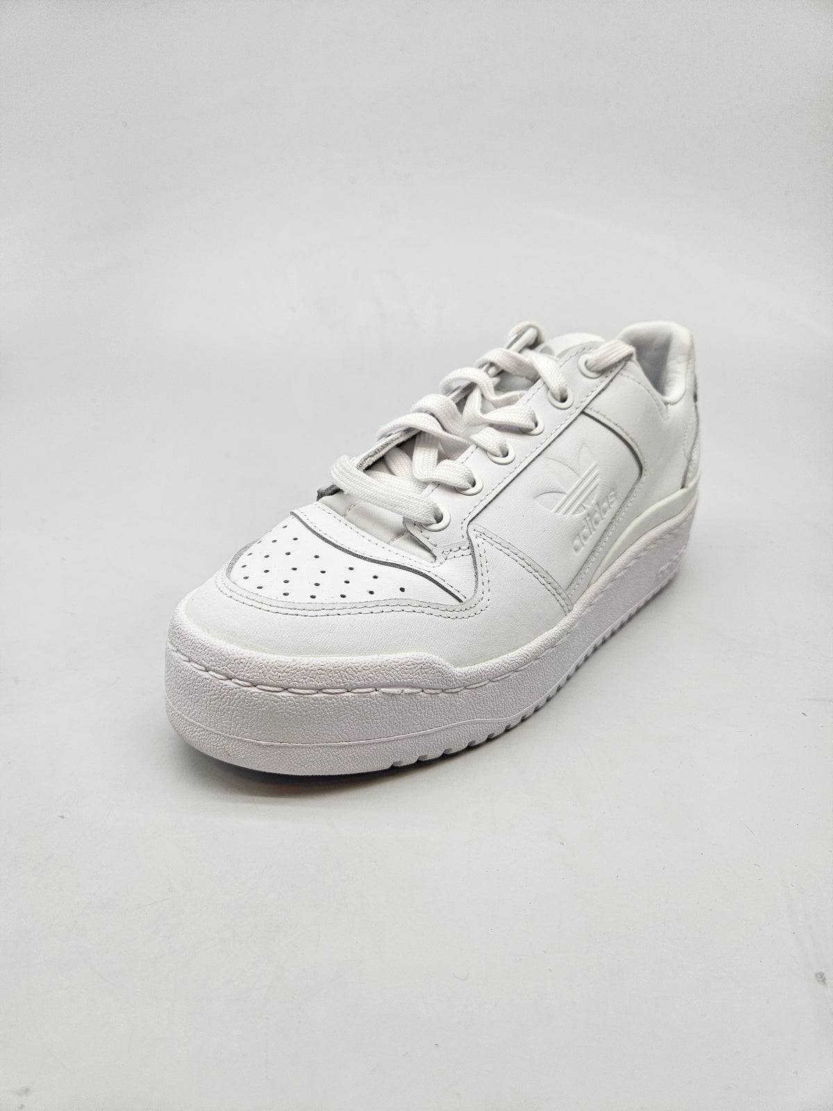 ADIDAS NOVI ORIGINAL PATIKI BR 38.5
