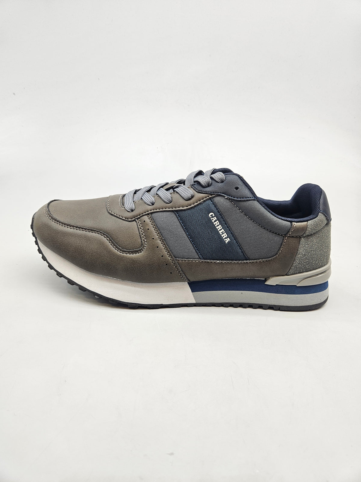 CARRERA NOVI ORIGINAL PATIKI BR 45