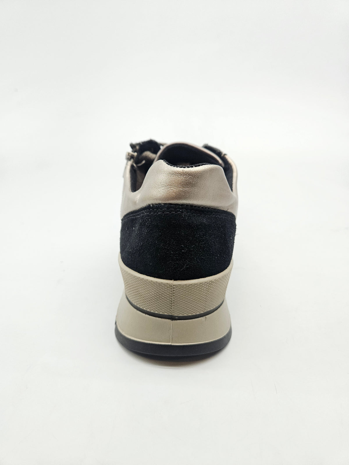 IGI&CO NOVI ORIGINAL PATIKI BR 41