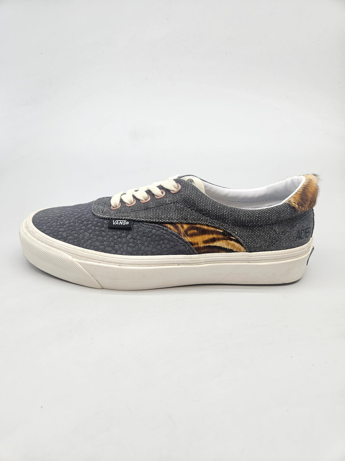 VANS NOVI ORIGINAL PATIKI BR 39