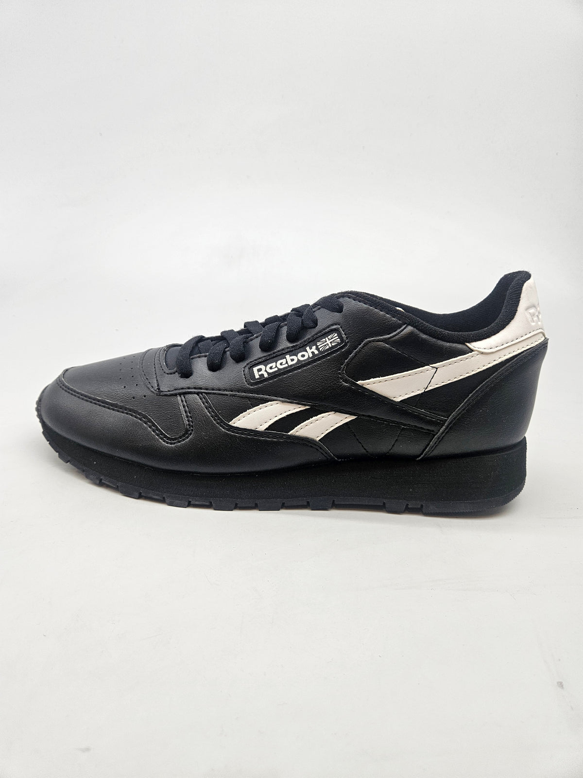 REEBOK NOVI ORIGINAL PATIKI BR 44.5