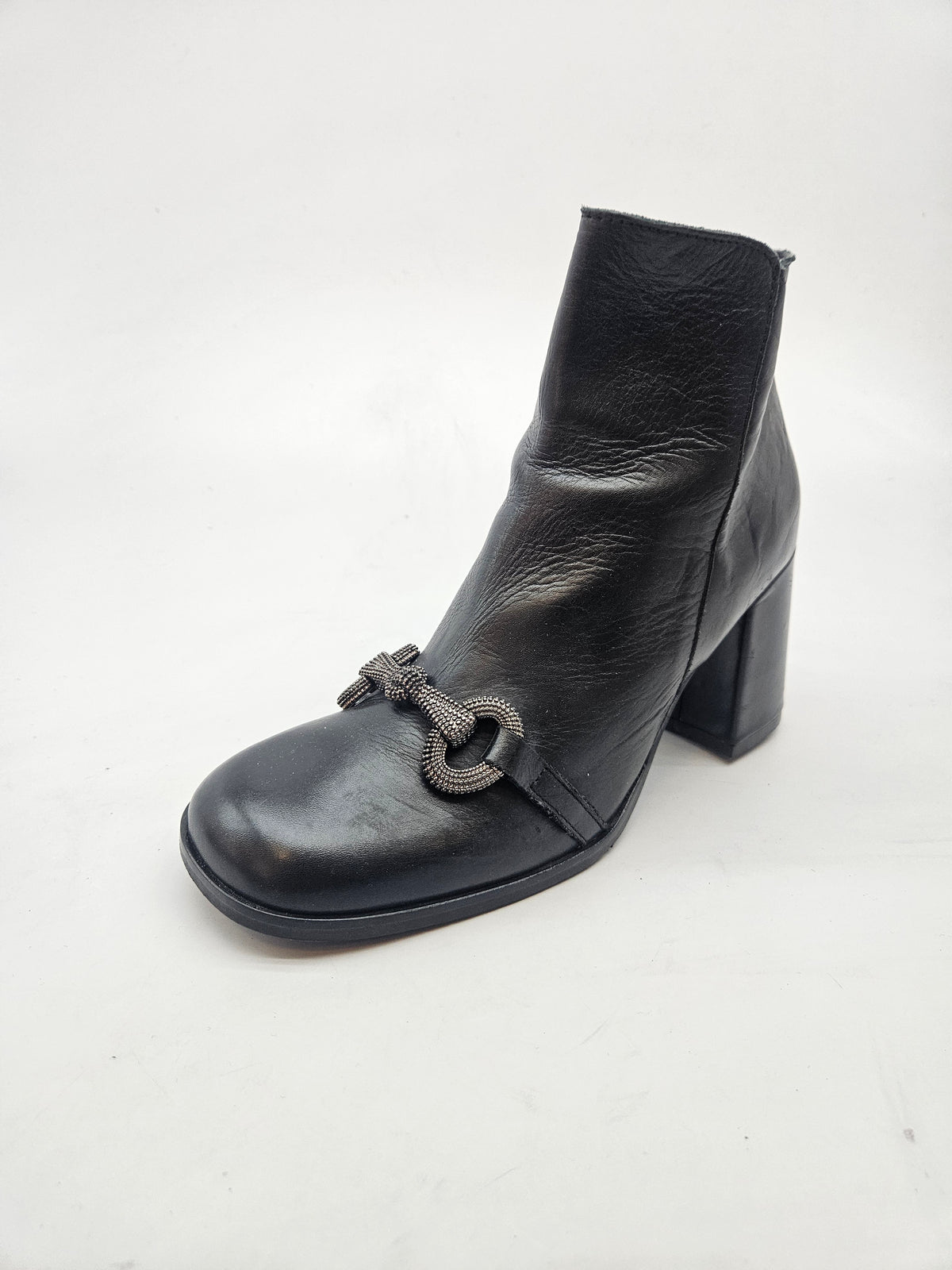 DIVINE FOLLIE ORIGINAL CIZMI BR 39