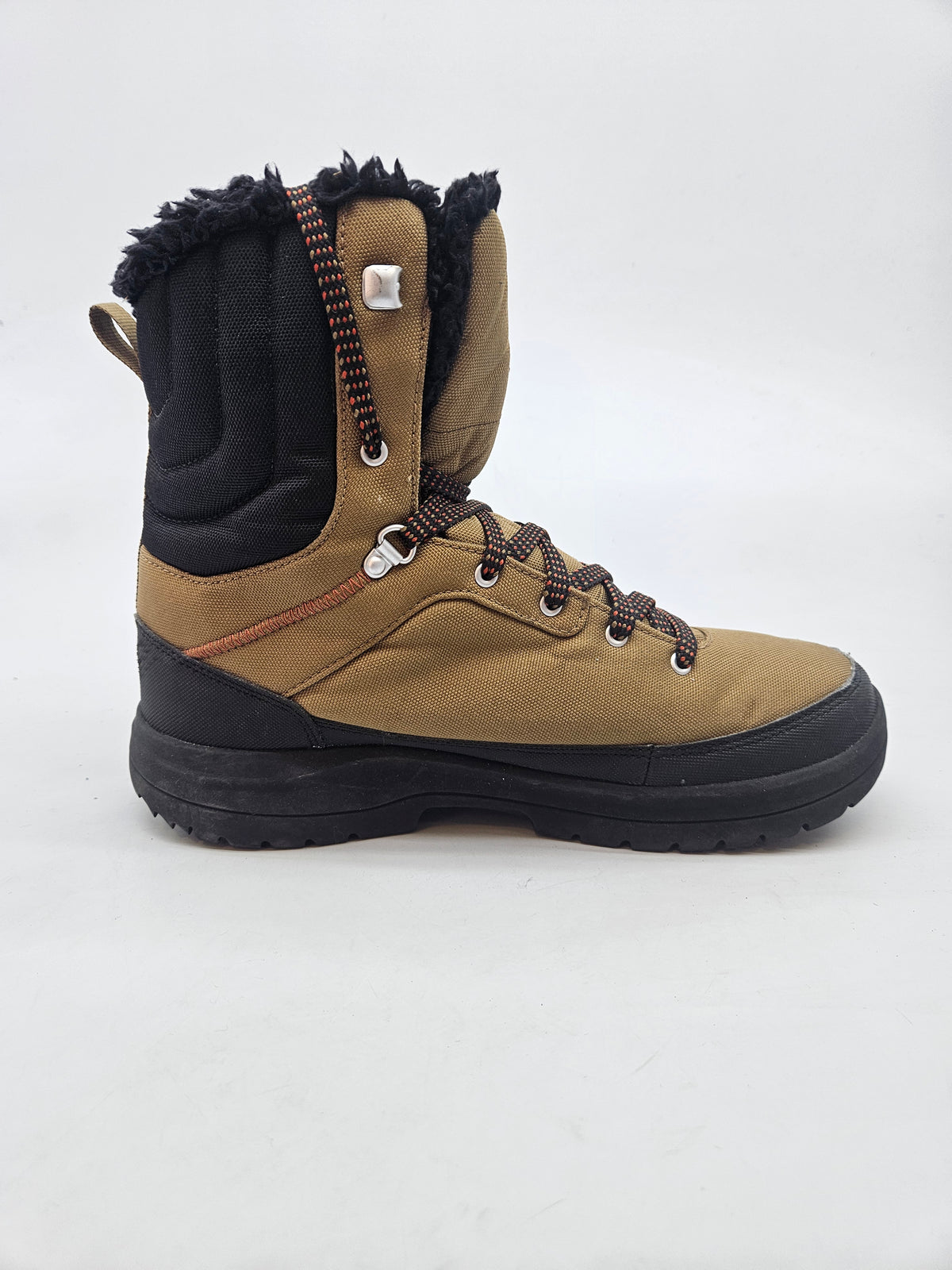 QUECHUA ORIGINAL VODOOTPORNI CIZMI BR 39