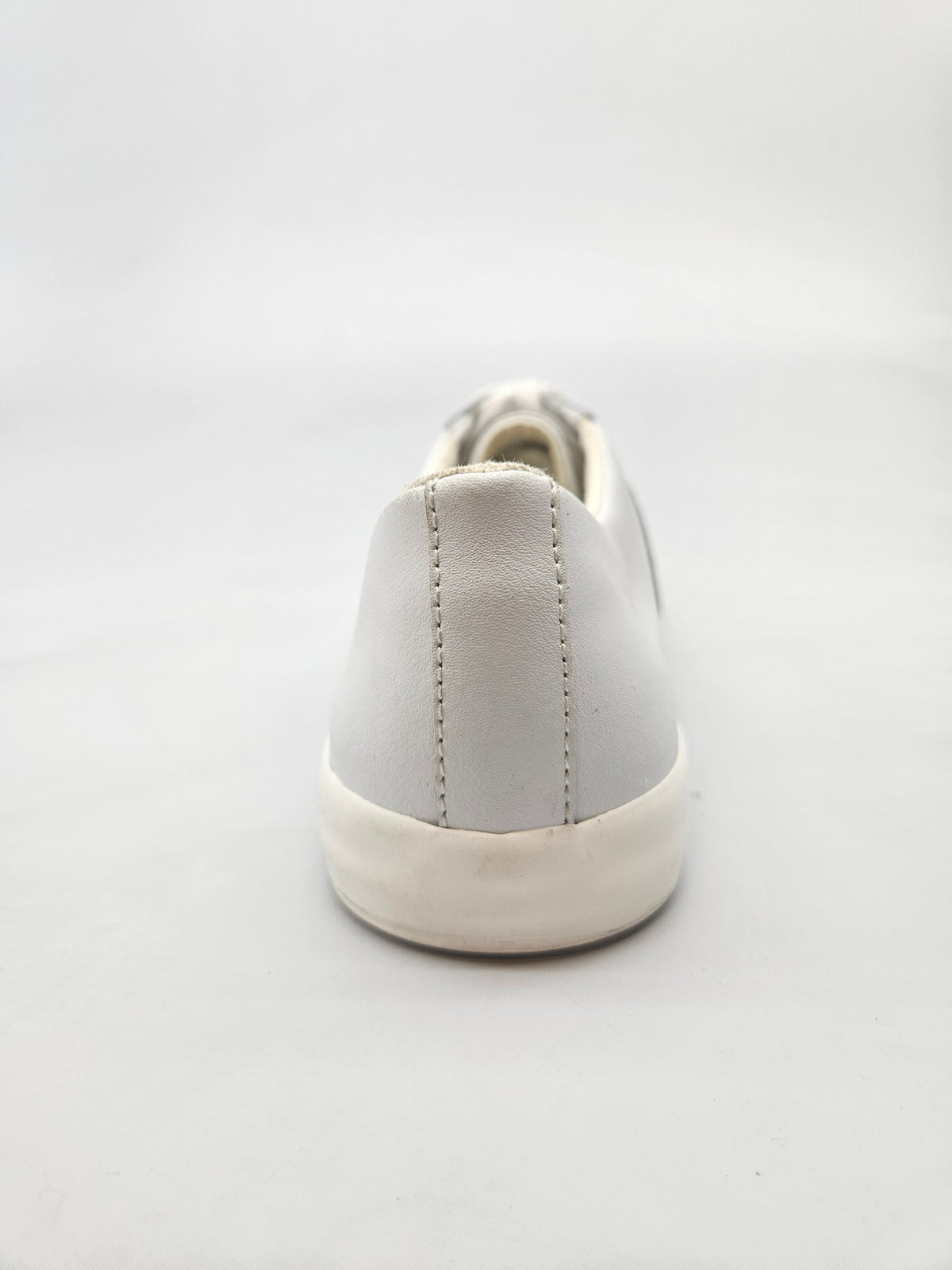 LAUREN NOVI ORIGINAL PATIKI BR 39