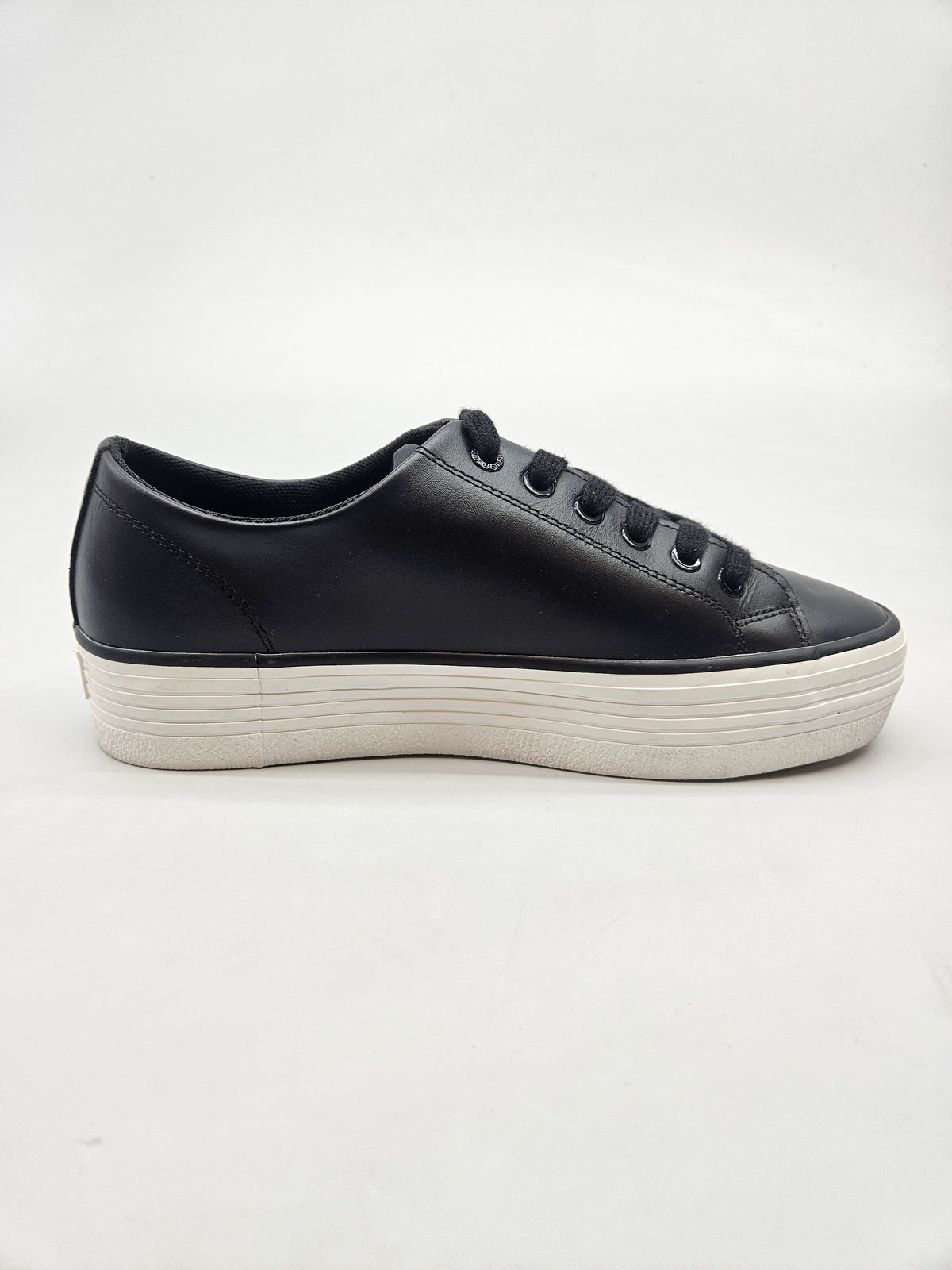 CALVIN KLEIN NOVI ORIGINAL PATIKI BR 39