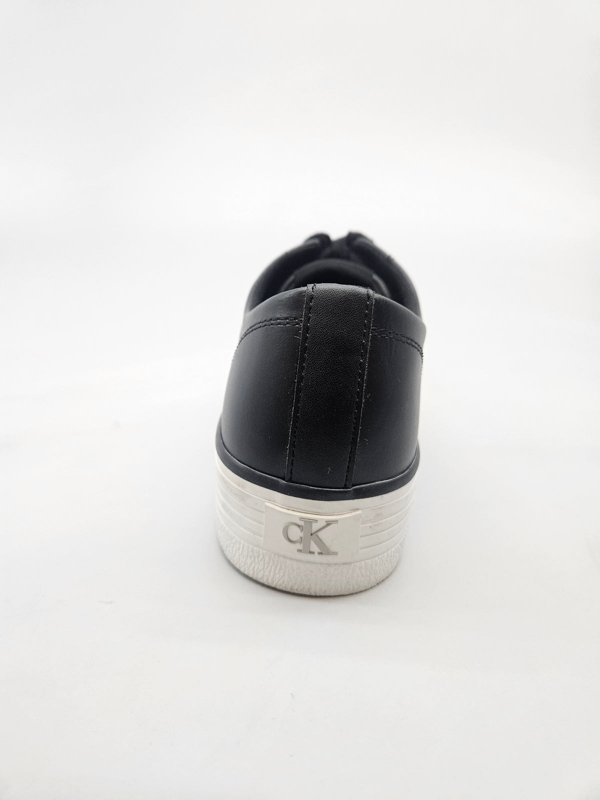 CALVIN KLEIN NOVI ORIGINAL PATIKI BR 39