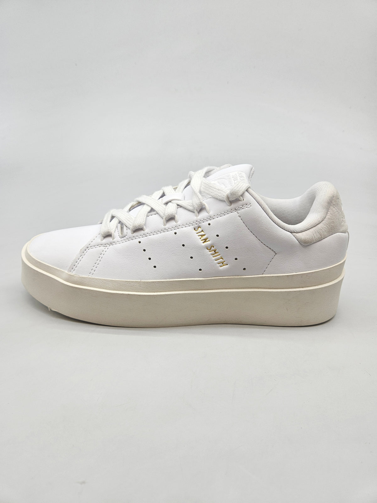 ADIDAS NOVI ORIGINAL PATIKI BR 39