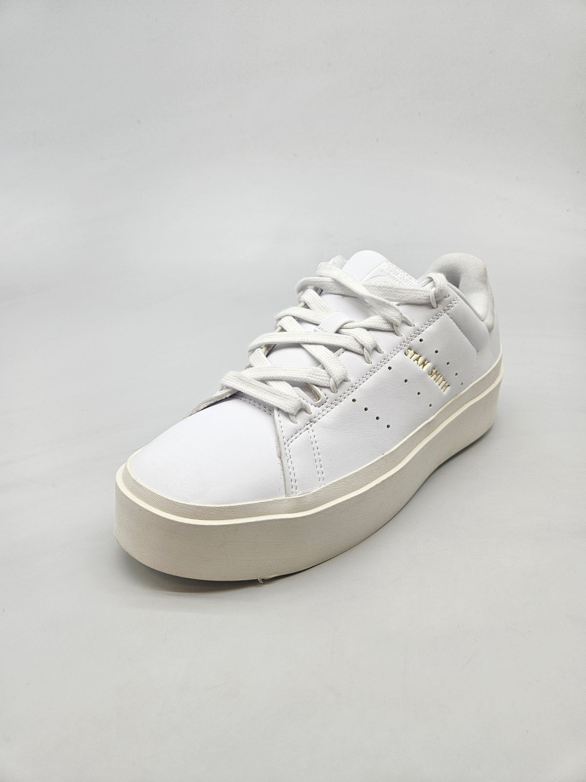 ADIDAS NOVI ORIGINAL PATIKI BR 39
