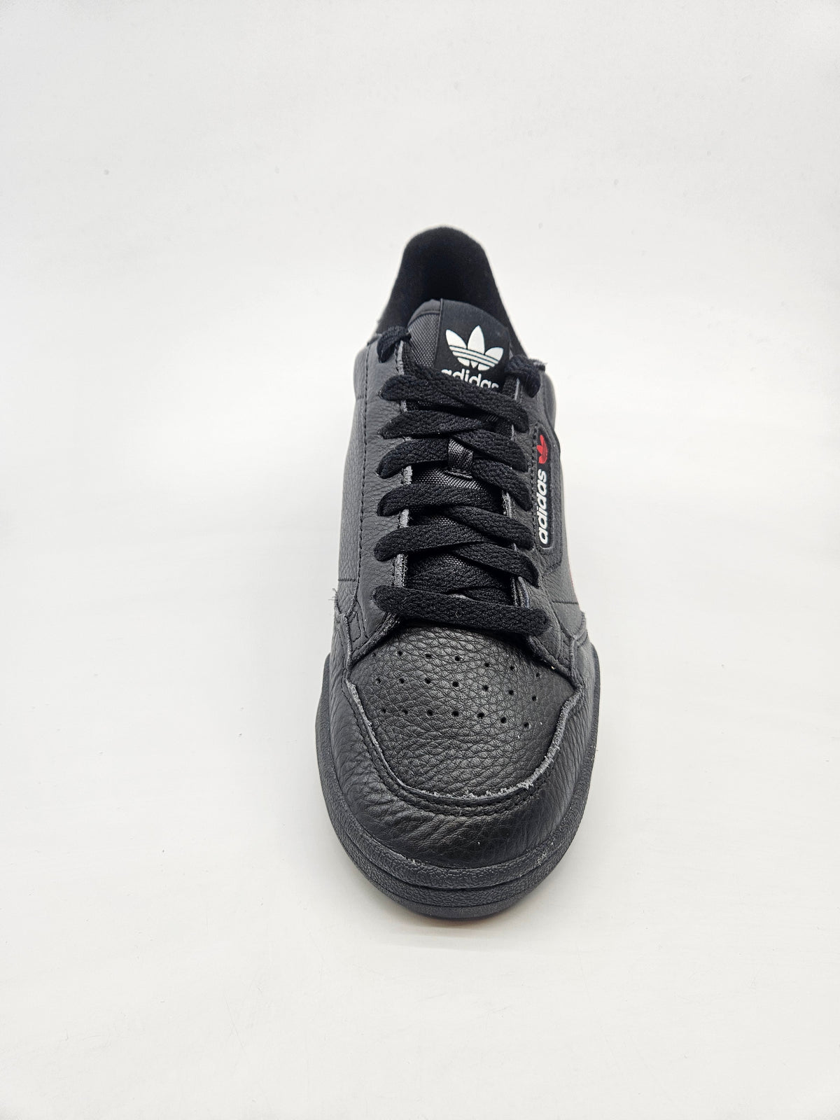 ADIDAS NOVI ORIGINAL PATIKI BR 39