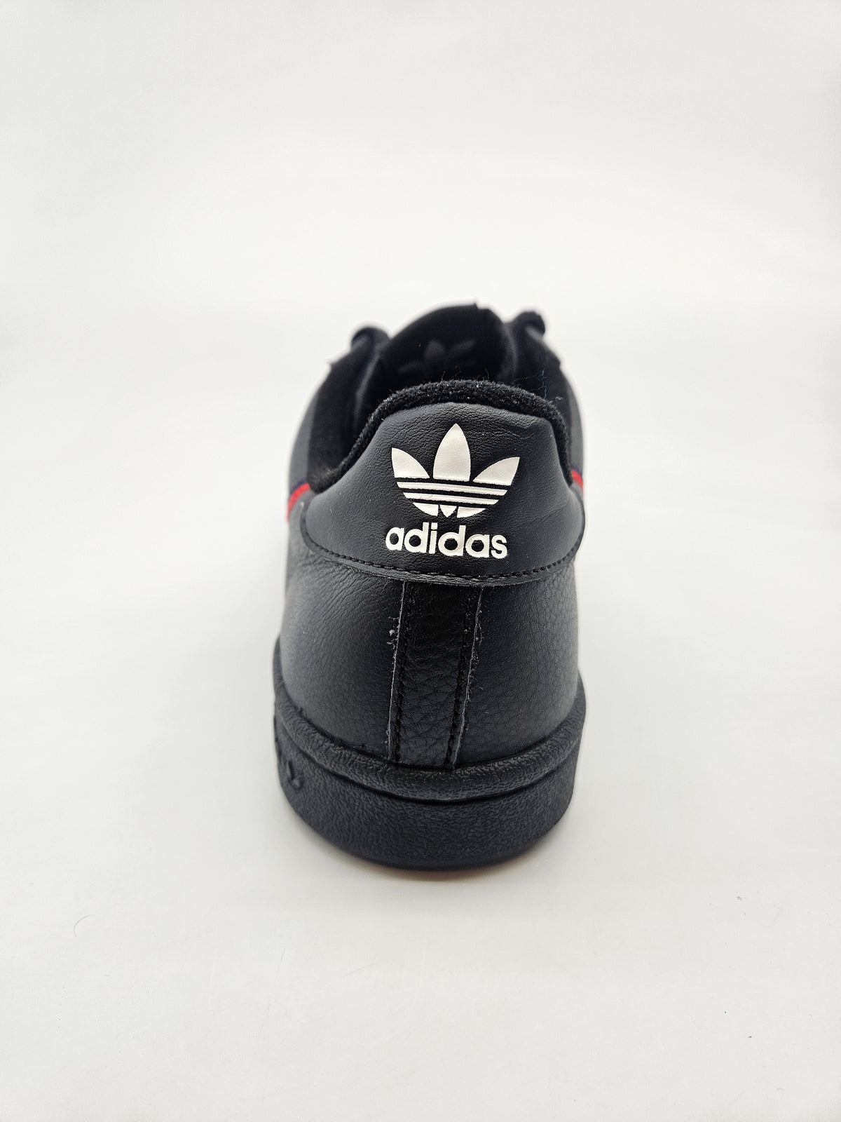 ADIDAS NOVI ORIGINAL PATIKI BR 39