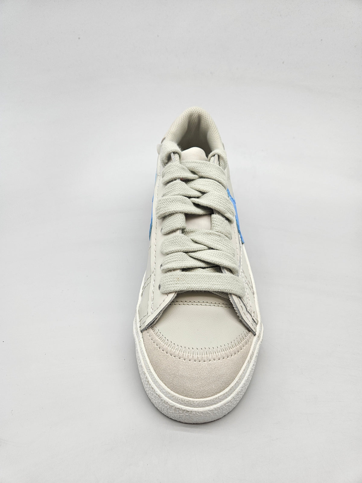 NIKE NOVI ORIGINAL PATIKI BR 38