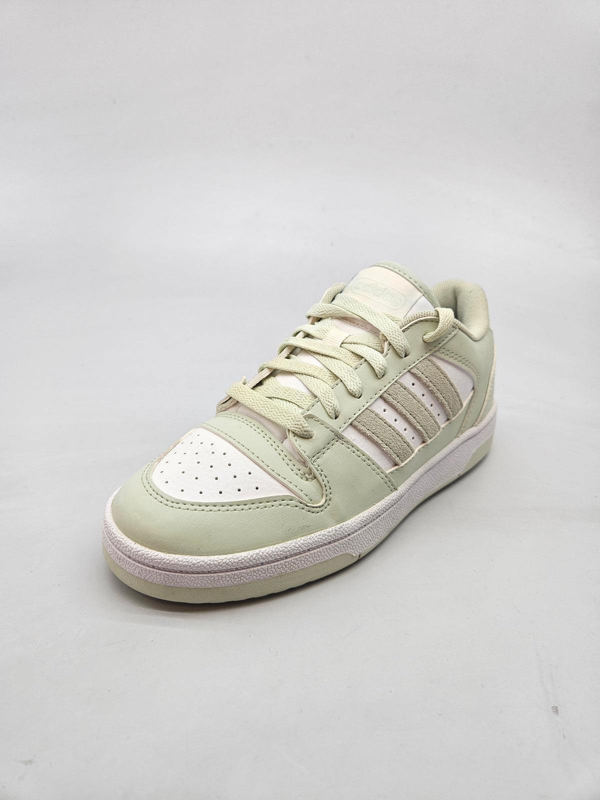 ADIDAS NOVI ORIGINAL PATIKI BR 37