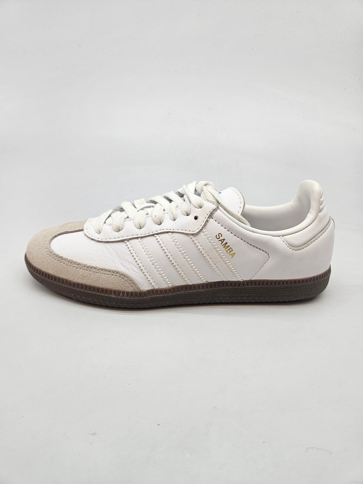 ADIDAS NOVI ORIGINAL PATIKI BR 39