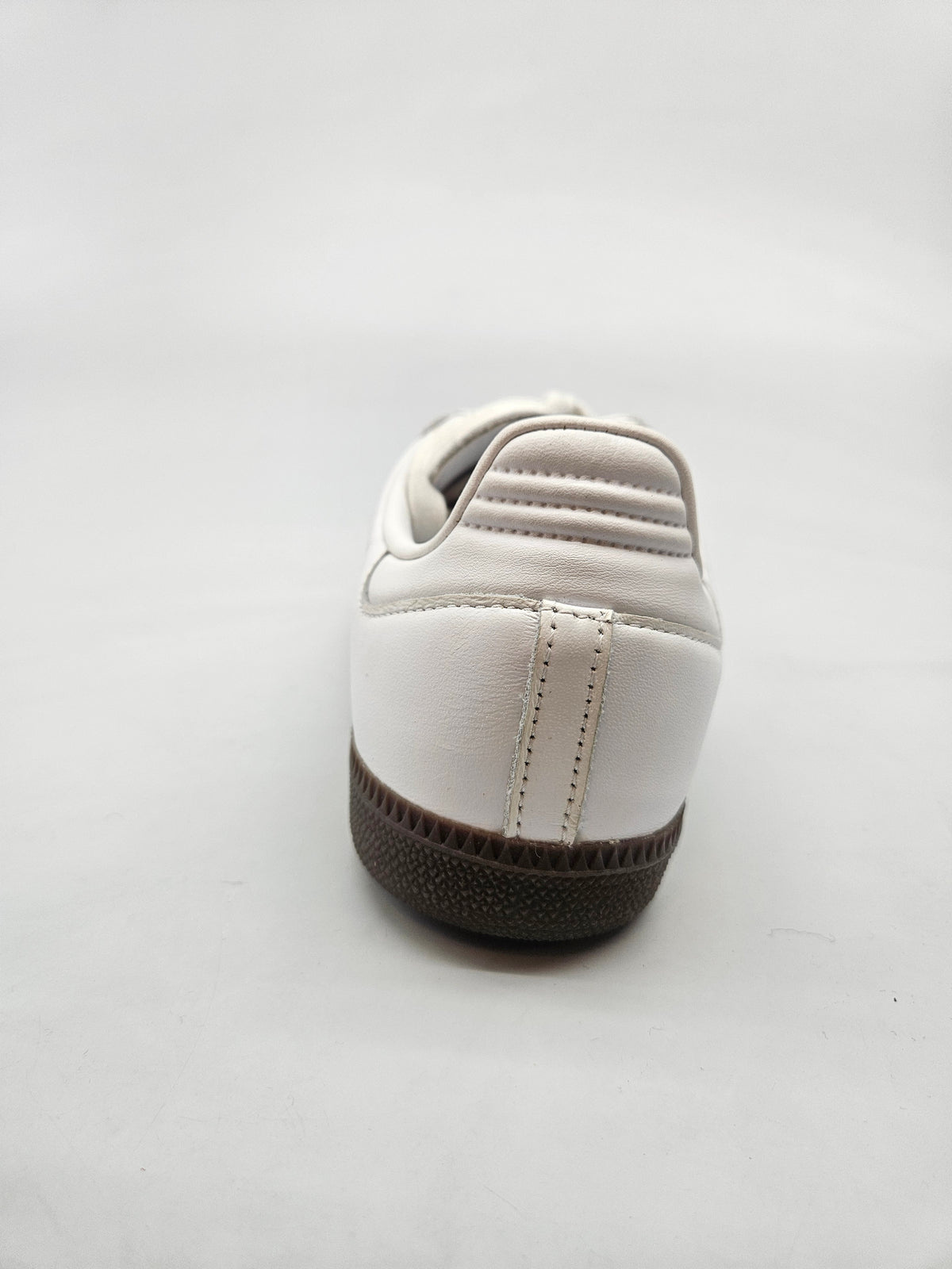 ADIDAS NOVI ORIGINAL PATIKI BR 39