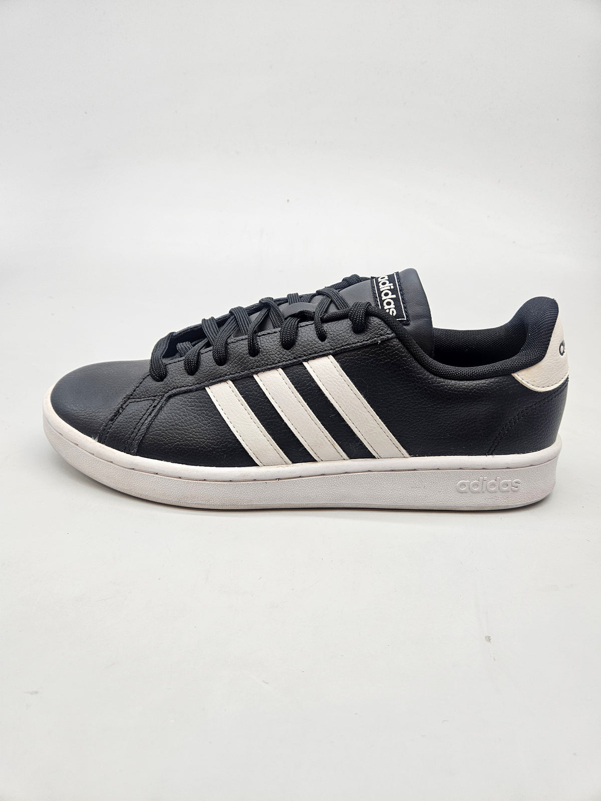 ADIDAS ORIGINAL PATIKI BR 44.5