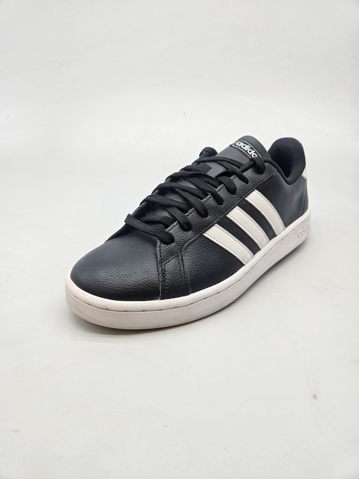 ADIDAS ORIGINAL PATIKI BR 44.5