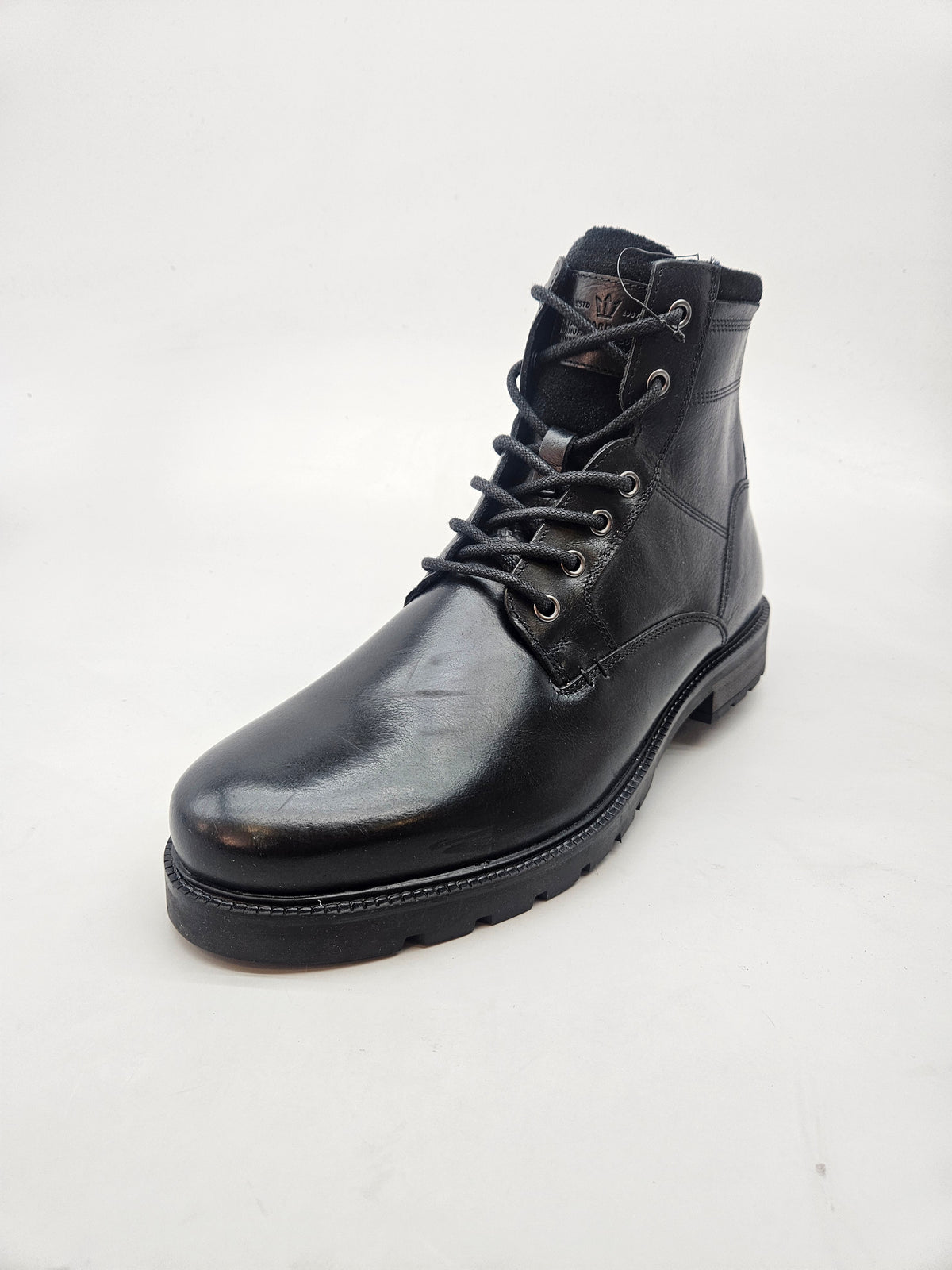 NEXT NOVI ORIGINAL CIZMI BR 45