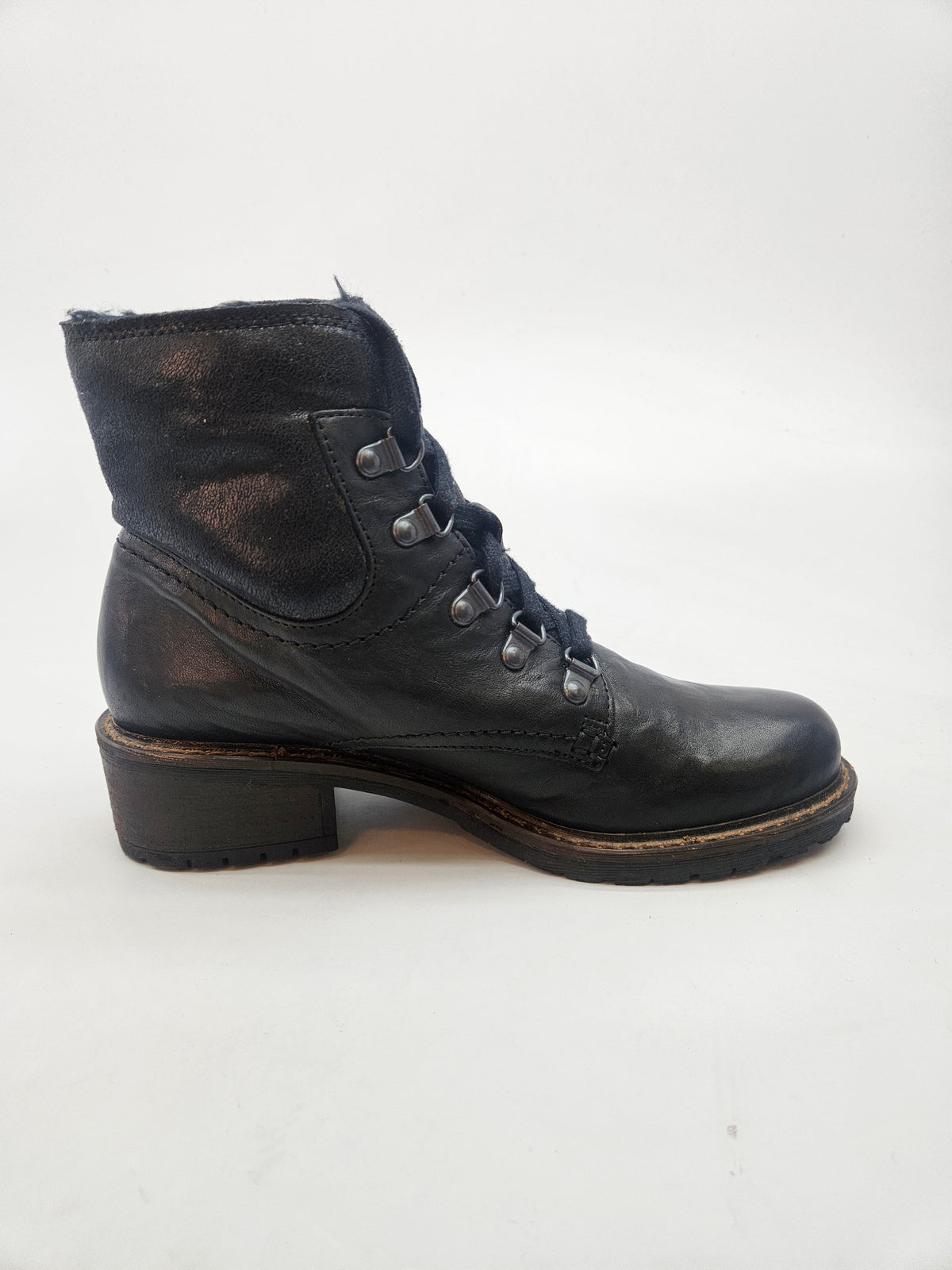 GABOR NOVI ORIGINAL CIZMI BR 37.5