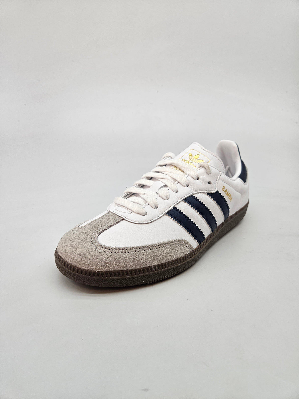 ADIDAS NOVI ORIGINAL PATIKI BR 39