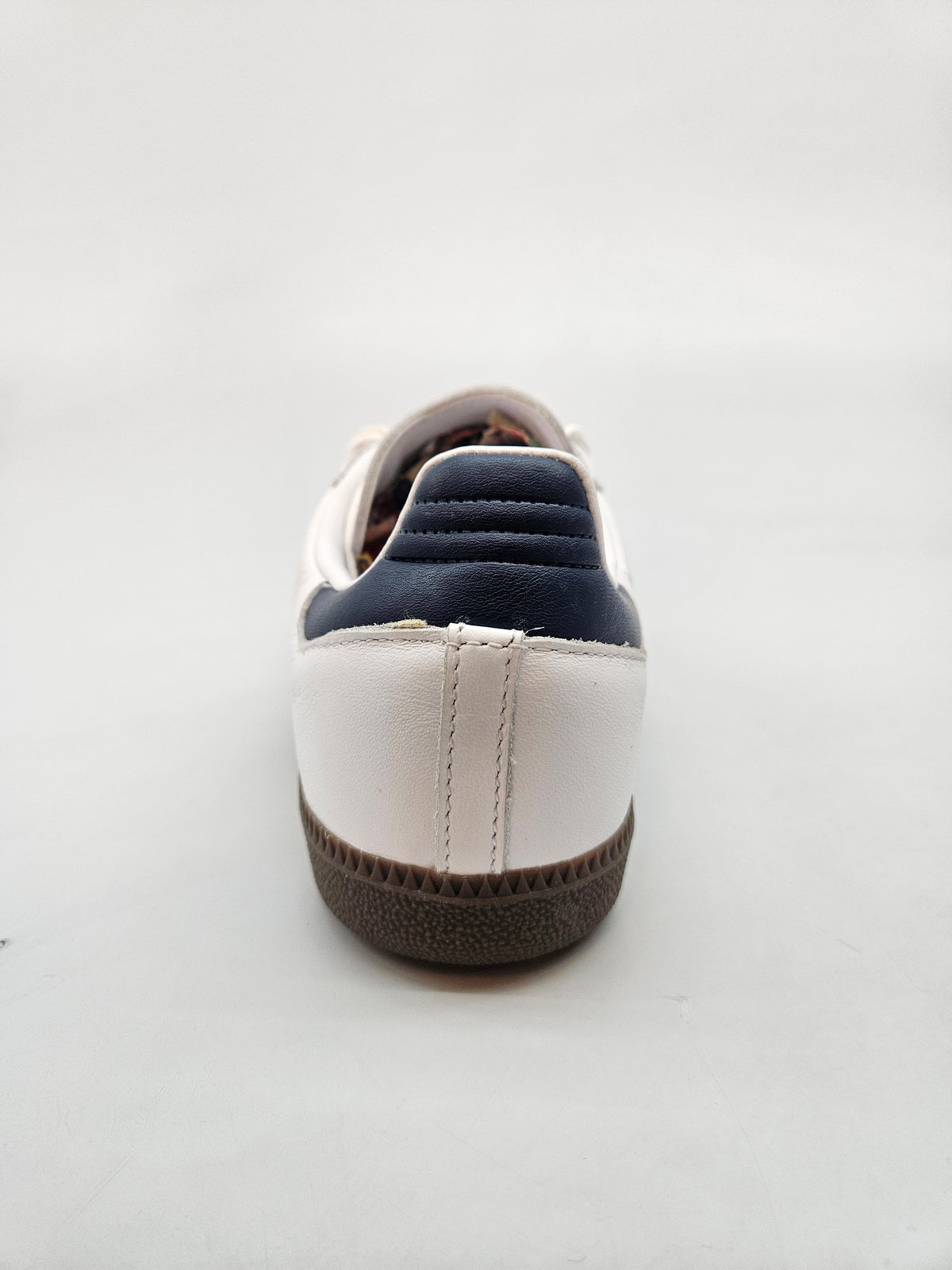ADIDAS NOVI ORIGINAL PATIKI BR 39