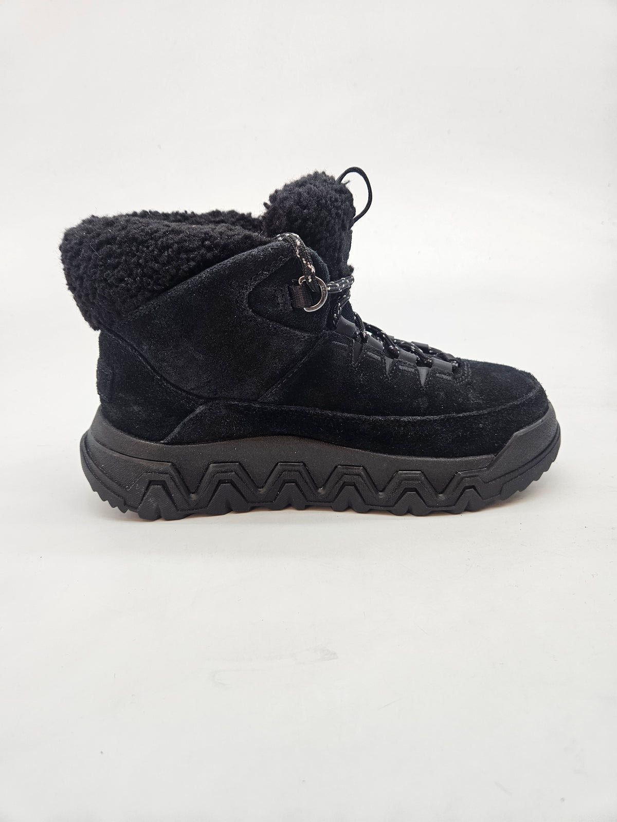 UGG ORIGINAL VODOOTPORNI CIZMI BR 36
