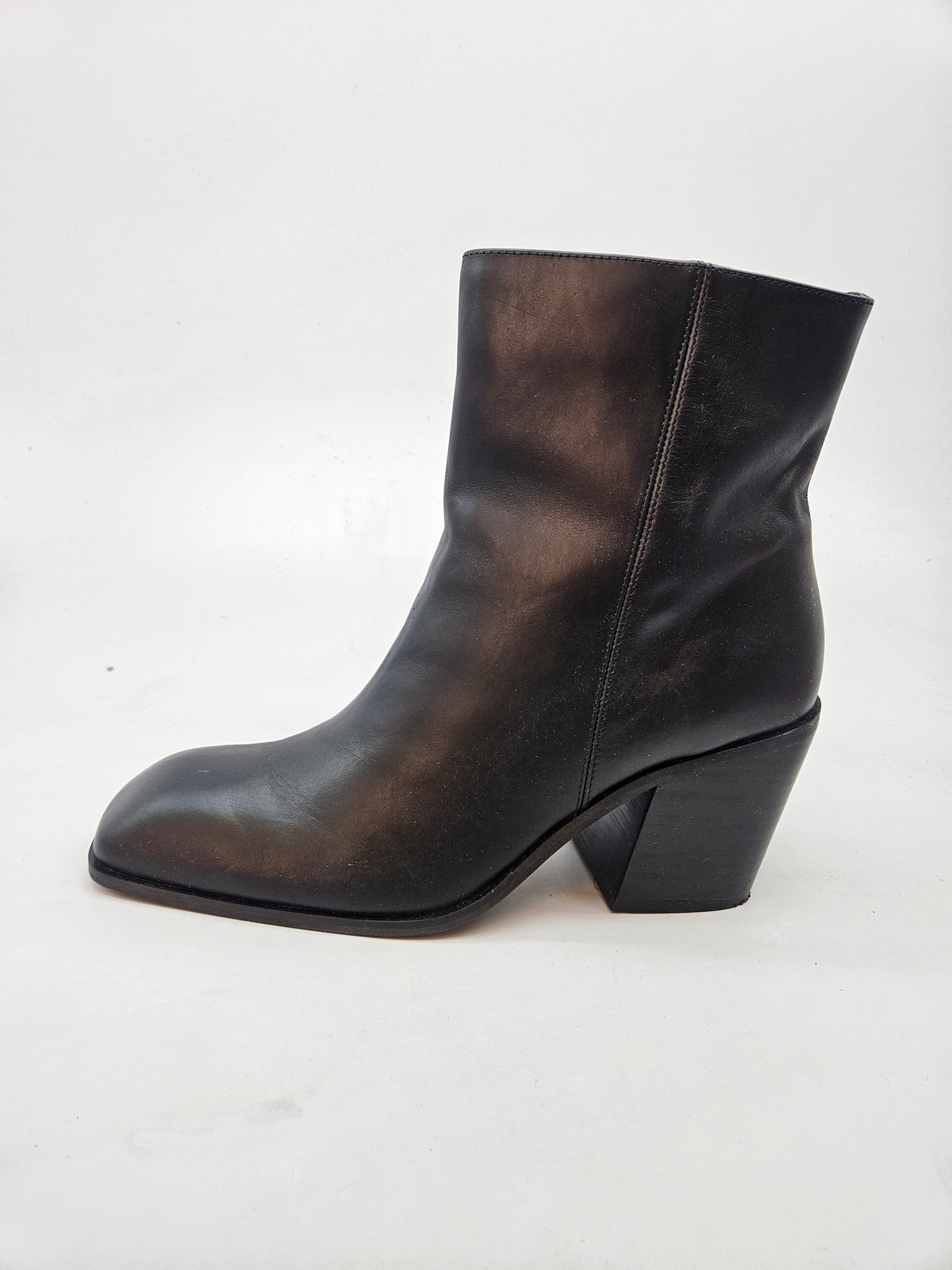 ZIGN ORIGINAL CIZMI BR 40