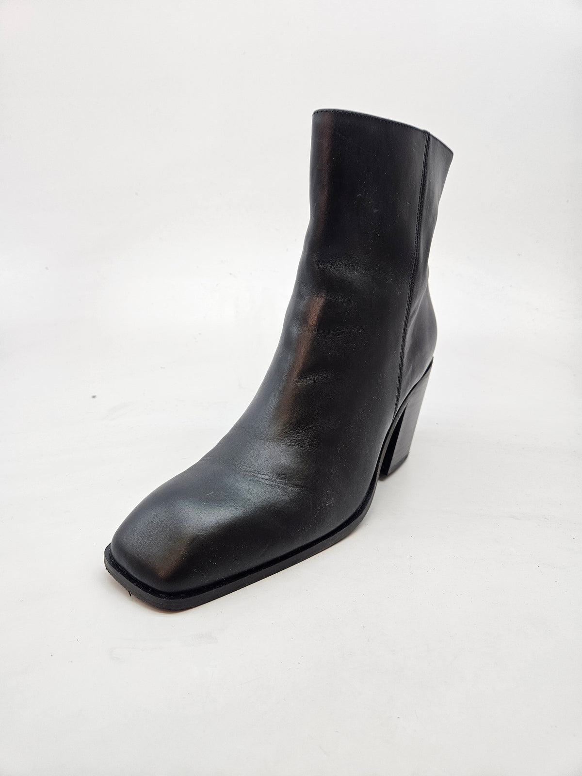 ZIGN ORIGINAL CIZMI BR 40