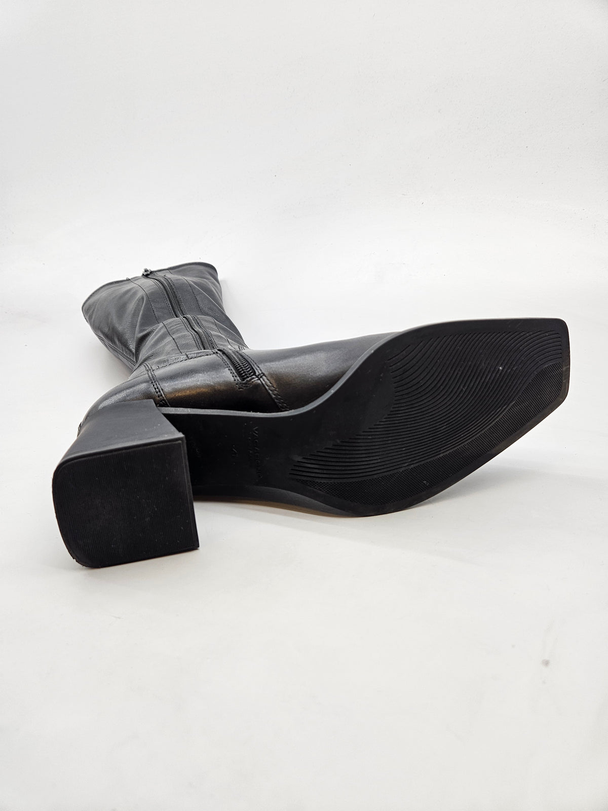 VAGABOND ORIGINAL CIZMI BR 41