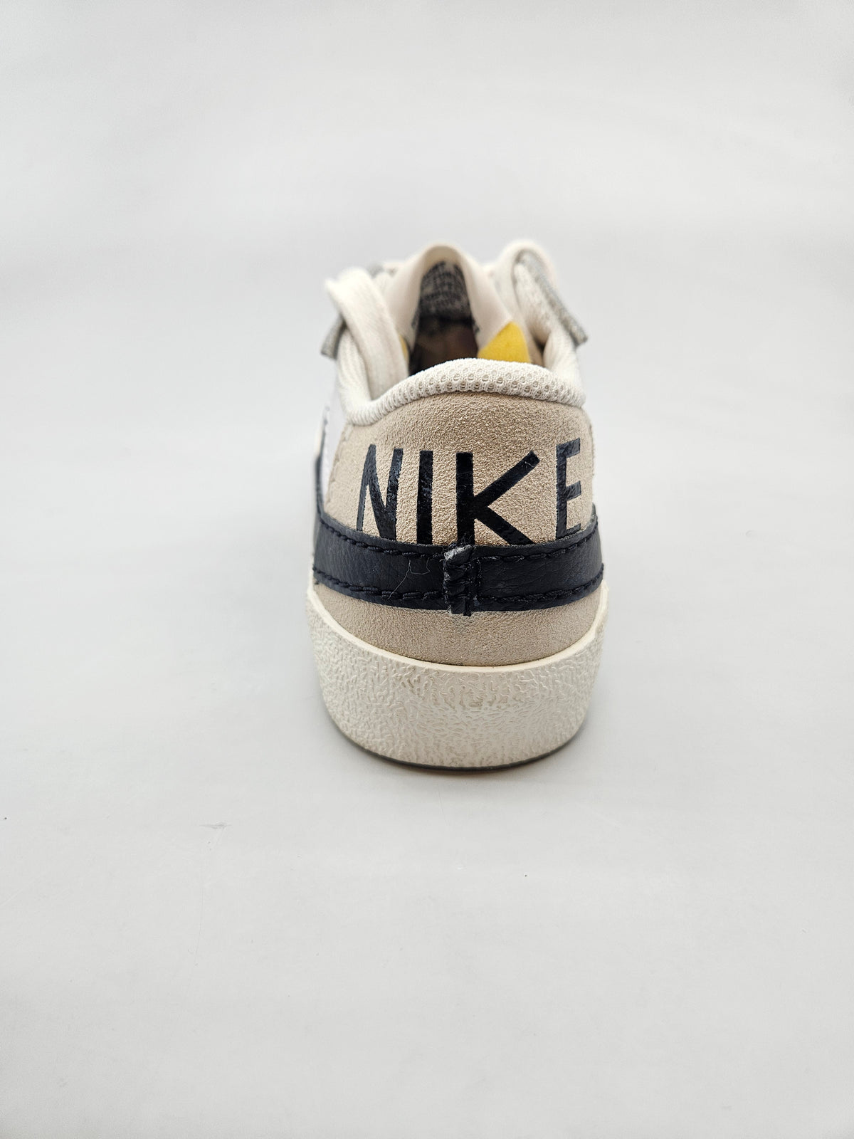 NIKE NOVI ORIGINAL PATIKI BR 40