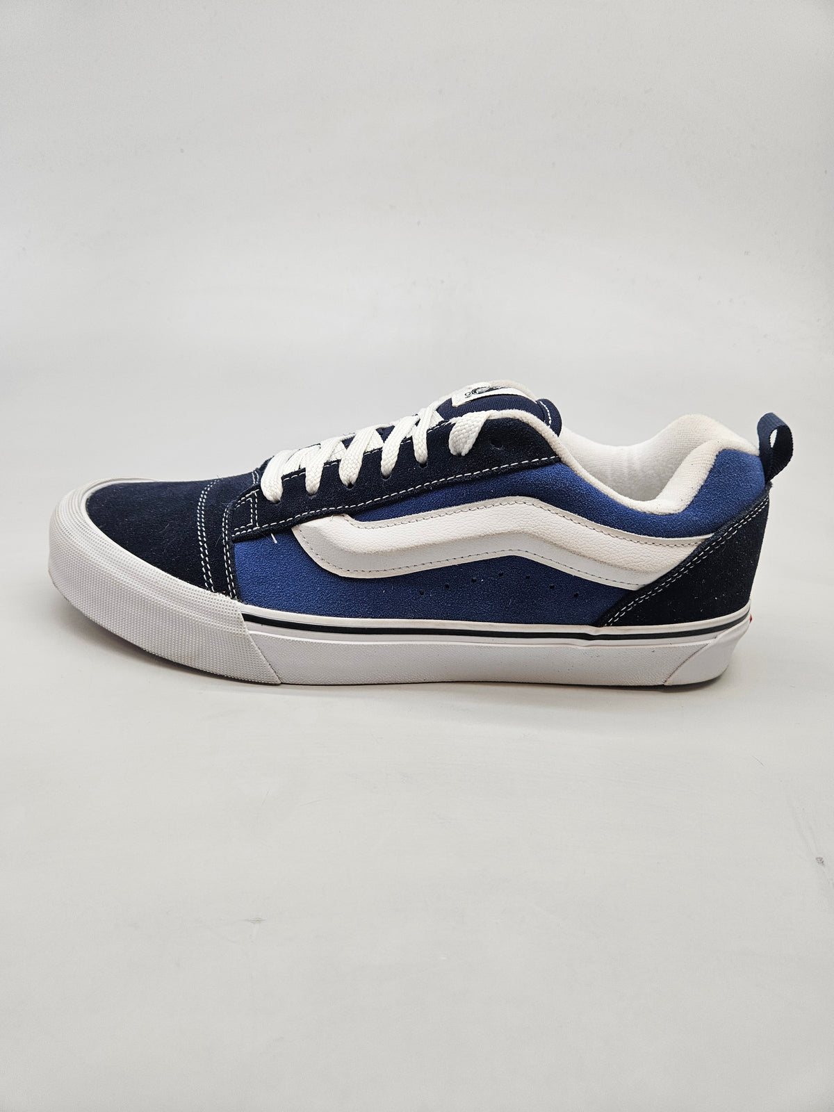 VANS NOVI ORIGINAL PATIKI BR 44.5