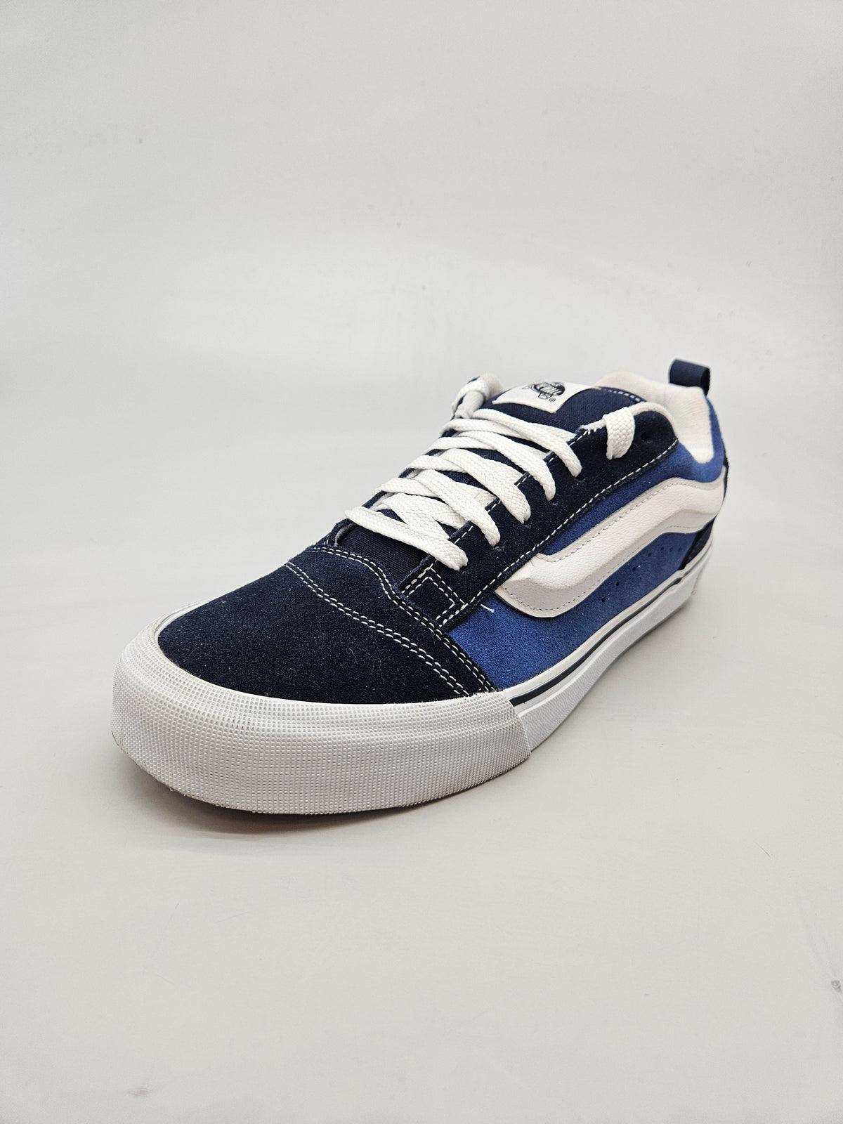 VANS NOVI ORIGINAL PATIKI BR 44.5