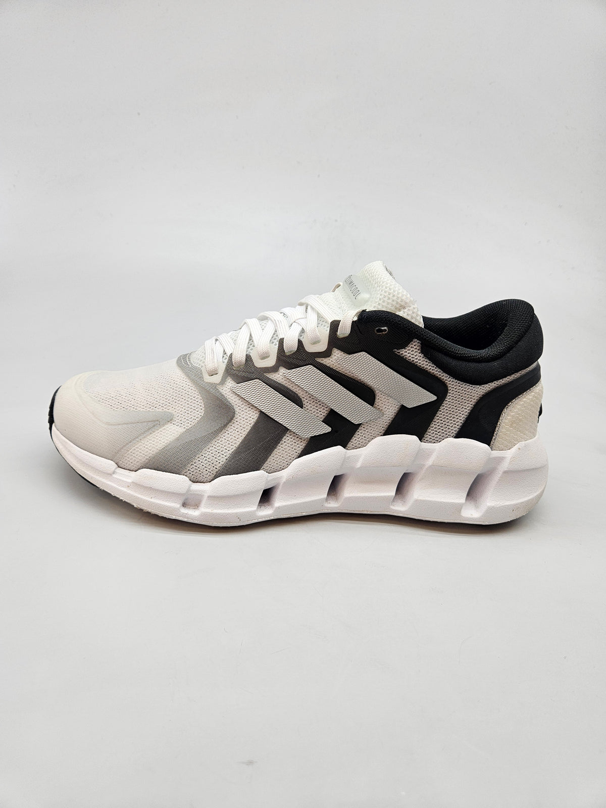 ADIDAS ORIGINAL PATIKI BR 41