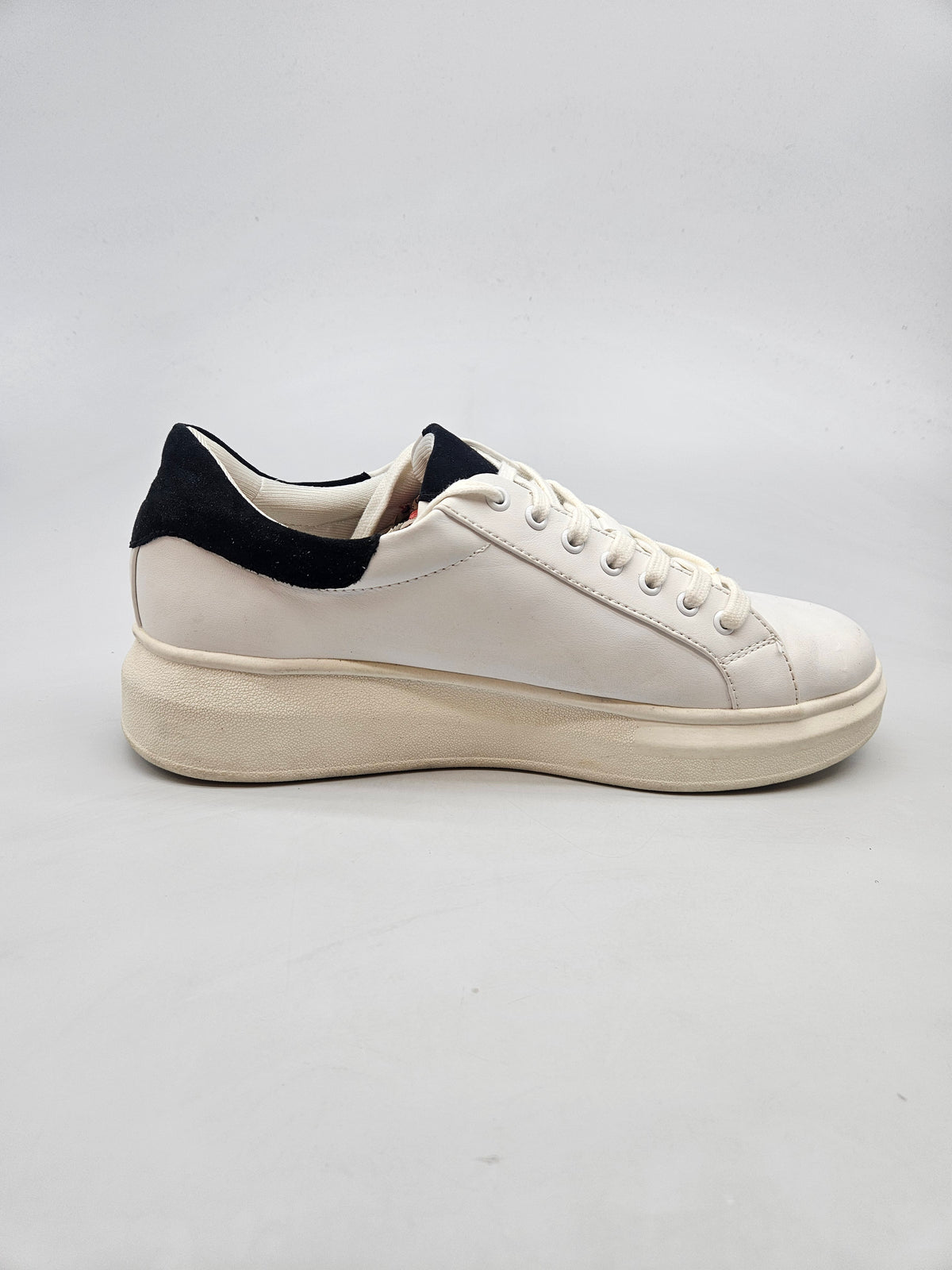 TREND ONE YOUNG ORIGINAL PATIKI BR 42