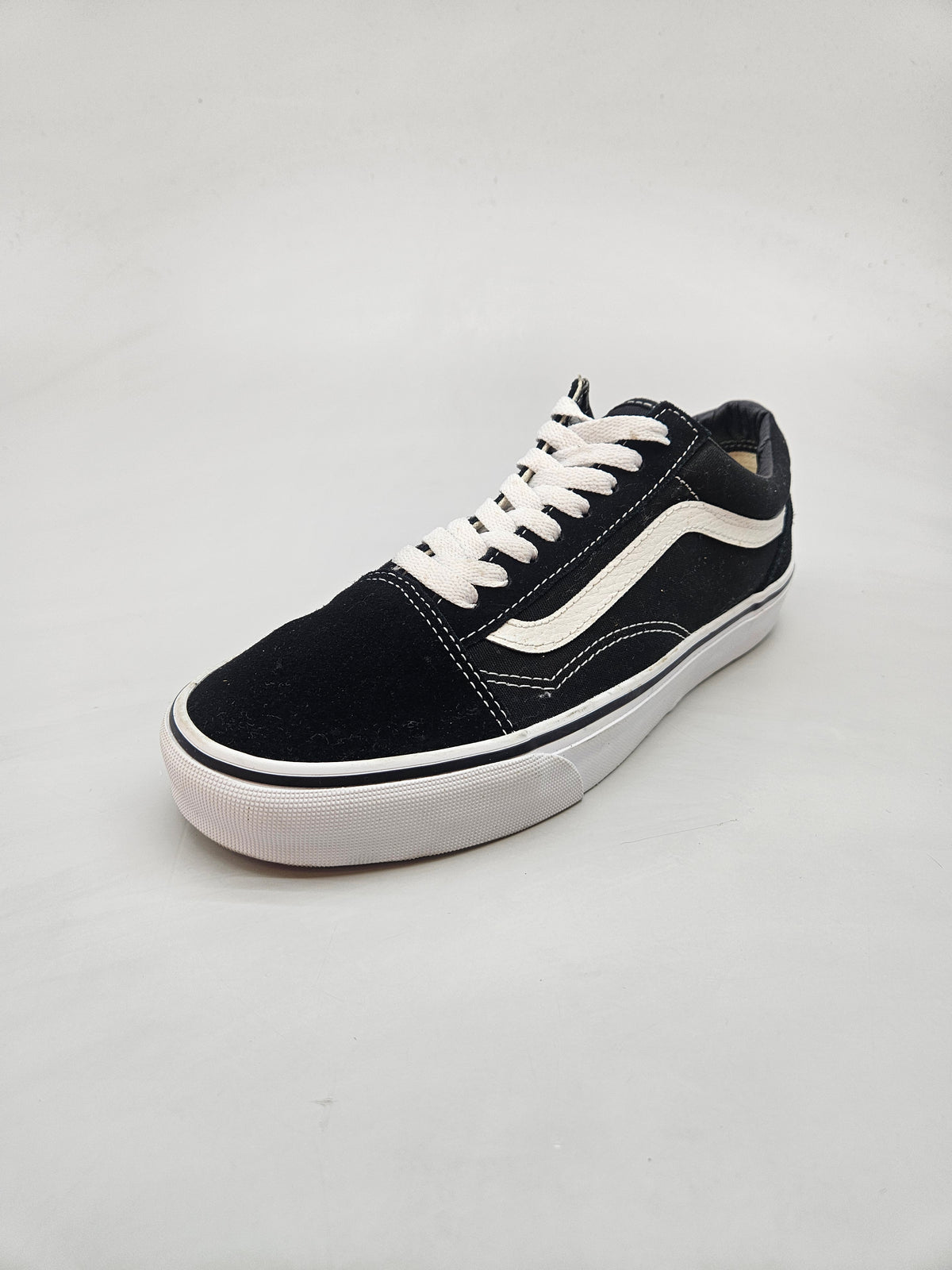 VANS NOVI ORIGINAL PATIKI BR 40.5