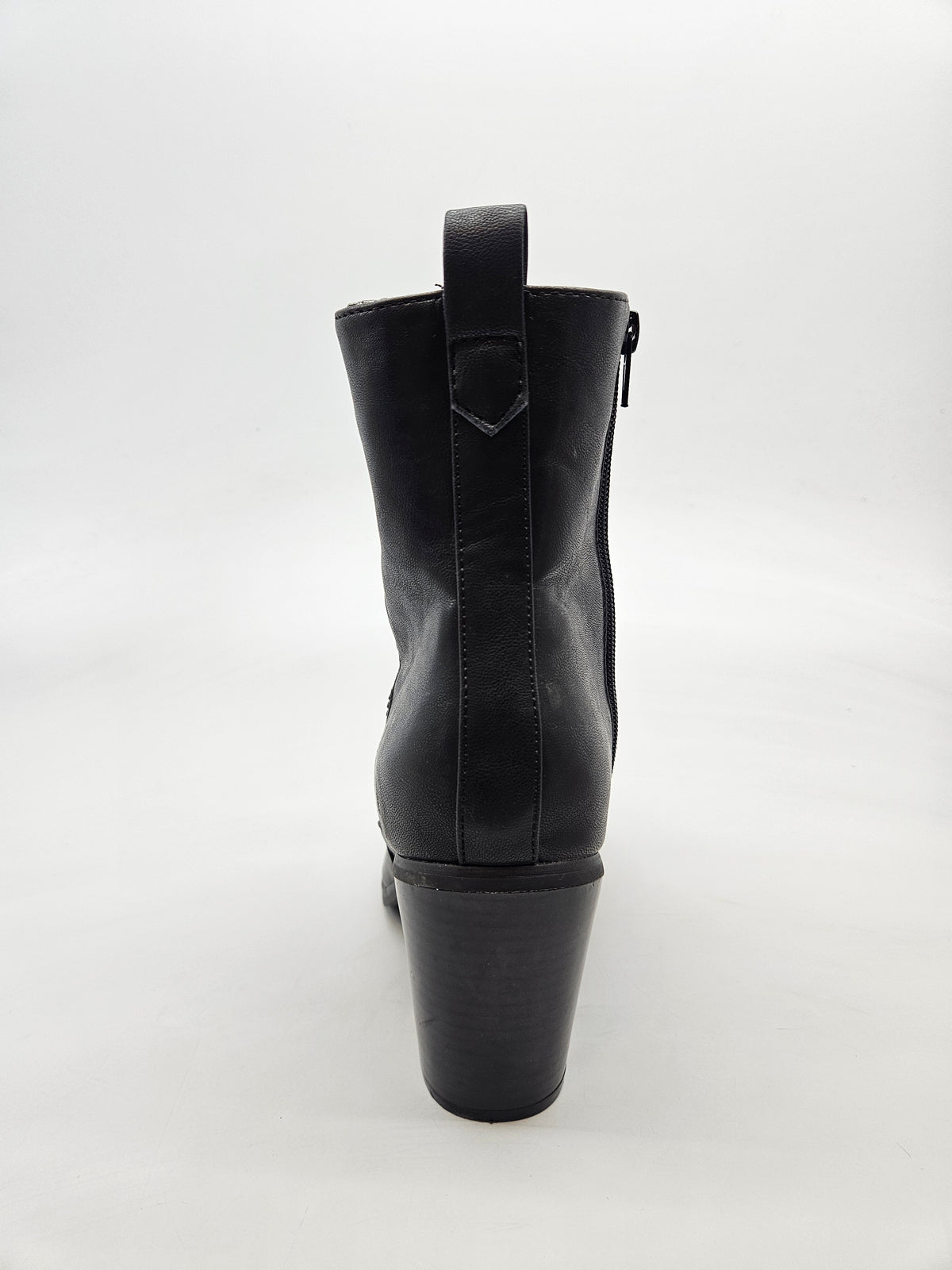 NEW LOOK ORIGINAL CIZMI BR 40