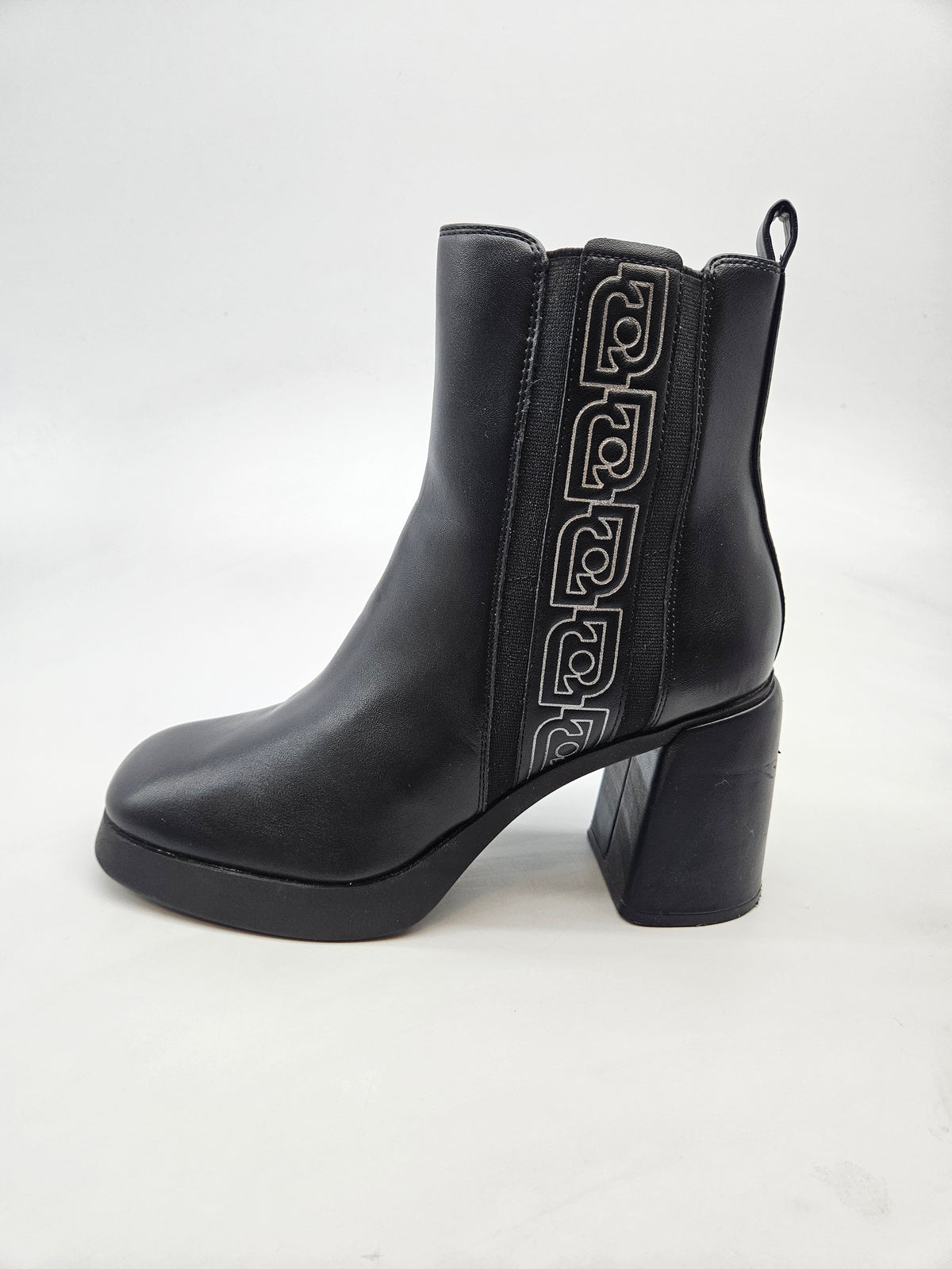 LIU JO ORIGINAL CIZMI BR 40