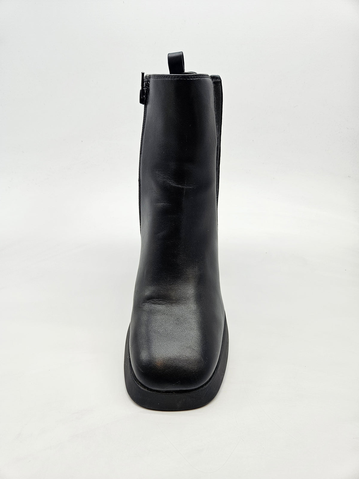 LIU JO ORIGINAL CIZMI BR 40