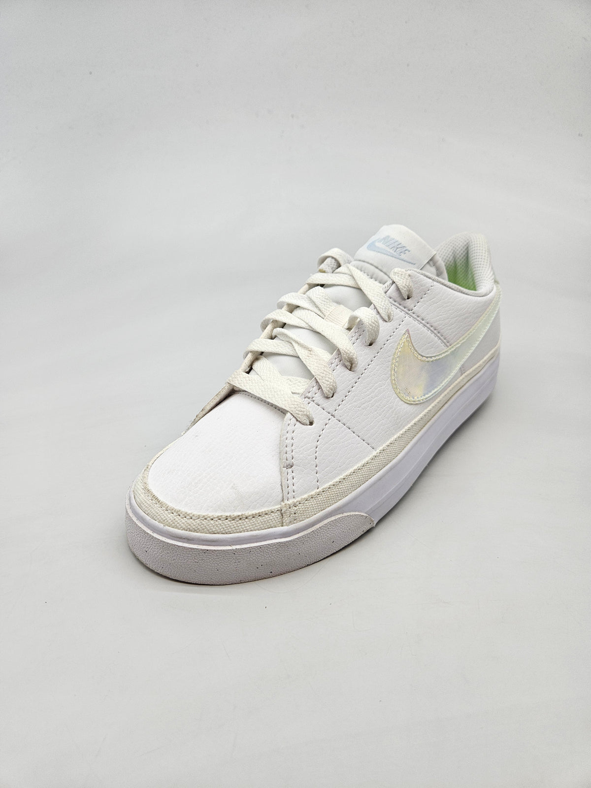 NIKE NOVI ORIGINAL PATIKI BR 39
