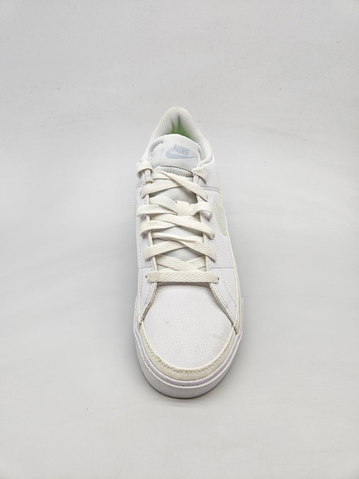NIKE NOVI ORIGINAL PATIKI BR 39