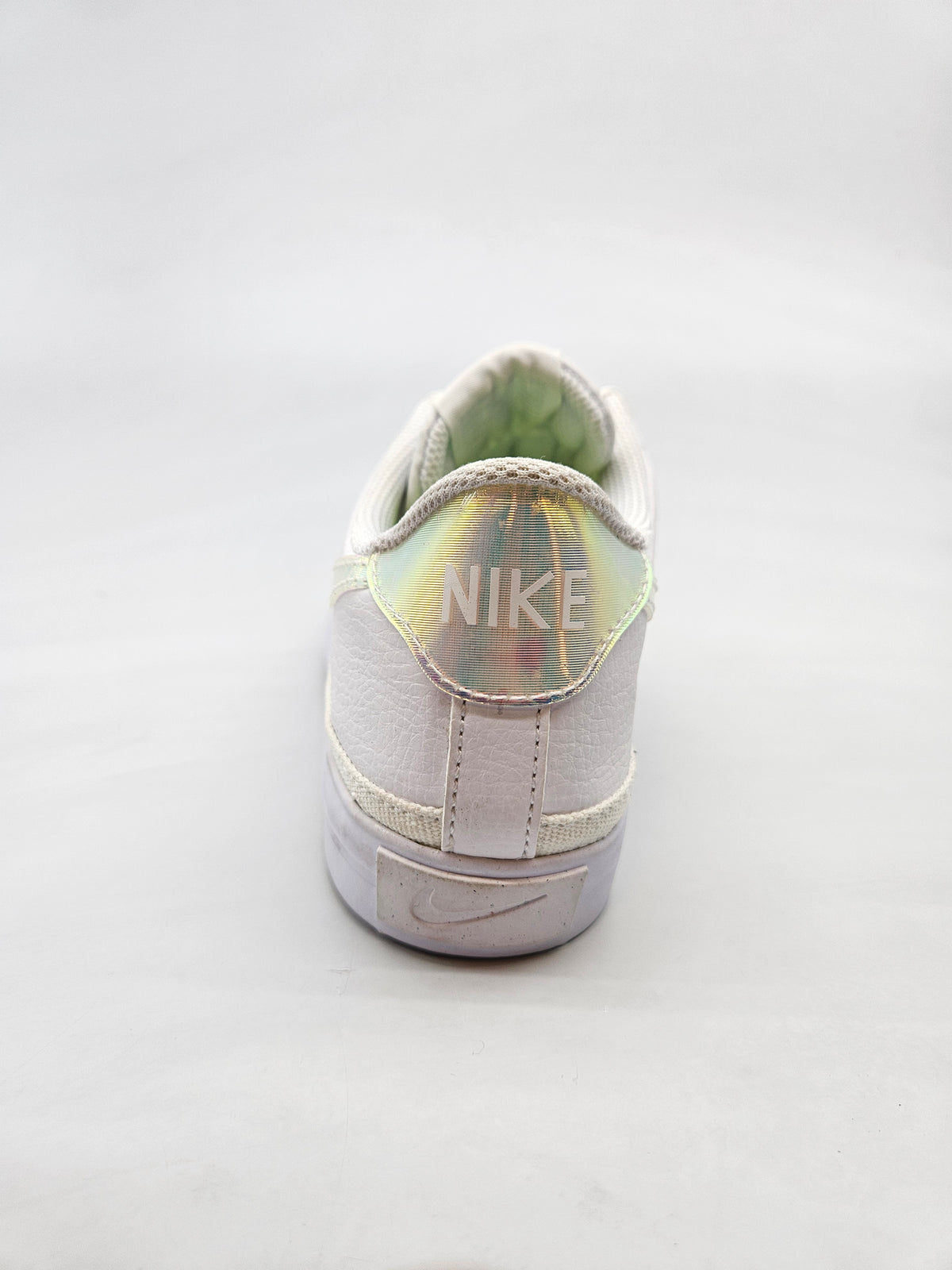 NIKE NOVI ORIGINAL PATIKI BR 39