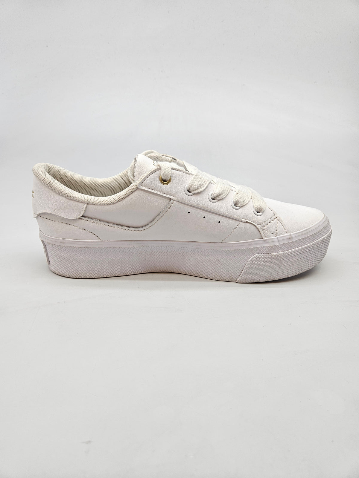 LACOSTE ORIGINAL PATIKI BR 37.5