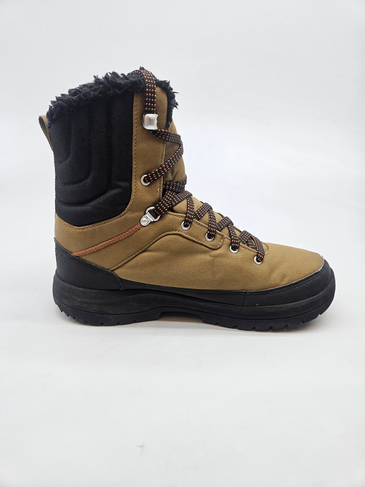 QUECHUA ORIGINAL VODOOTPORNI CIZMI BR 39