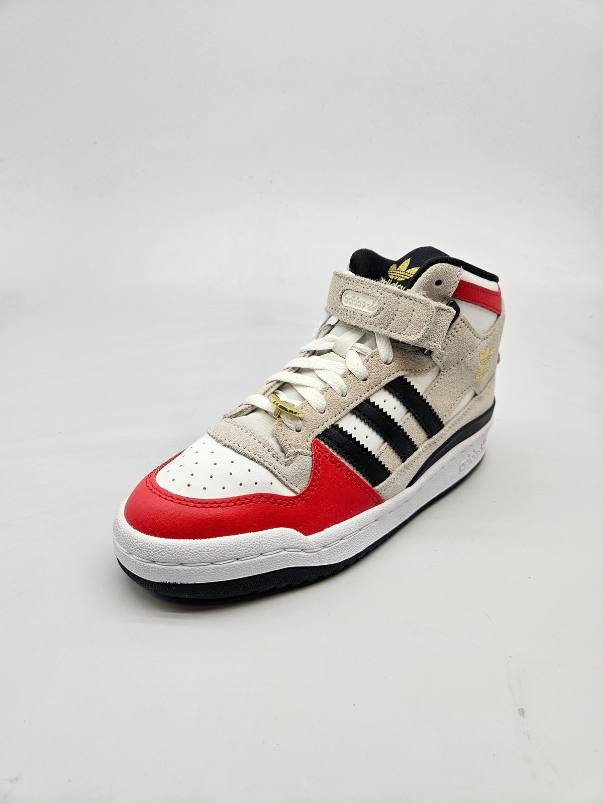 ADIDAS NOVI ORIGINAL PATIKI BR 37