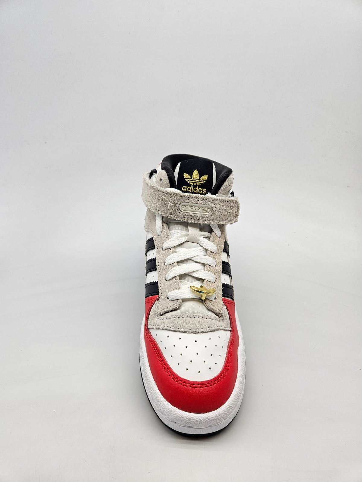 ADIDAS NOVI ORIGINAL PATIKI BR 37