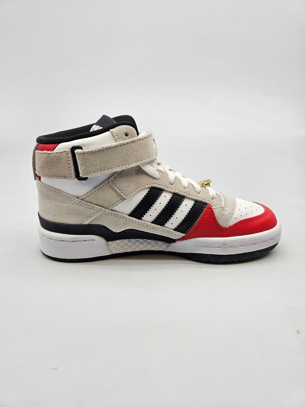 ADIDAS NOVI ORIGINAL PATIKI BR 37
